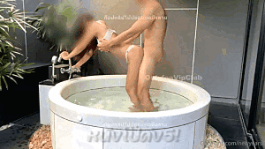 ไทยxxx เย็ดในอ่าง เย็ดในน้ำ เย็ดหีจ้า เย็ดสด